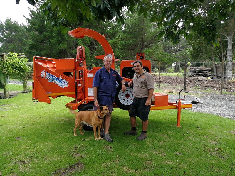 TOMCAT Wood Chipper Model 250 AFE for Fred the Treefeller (1)